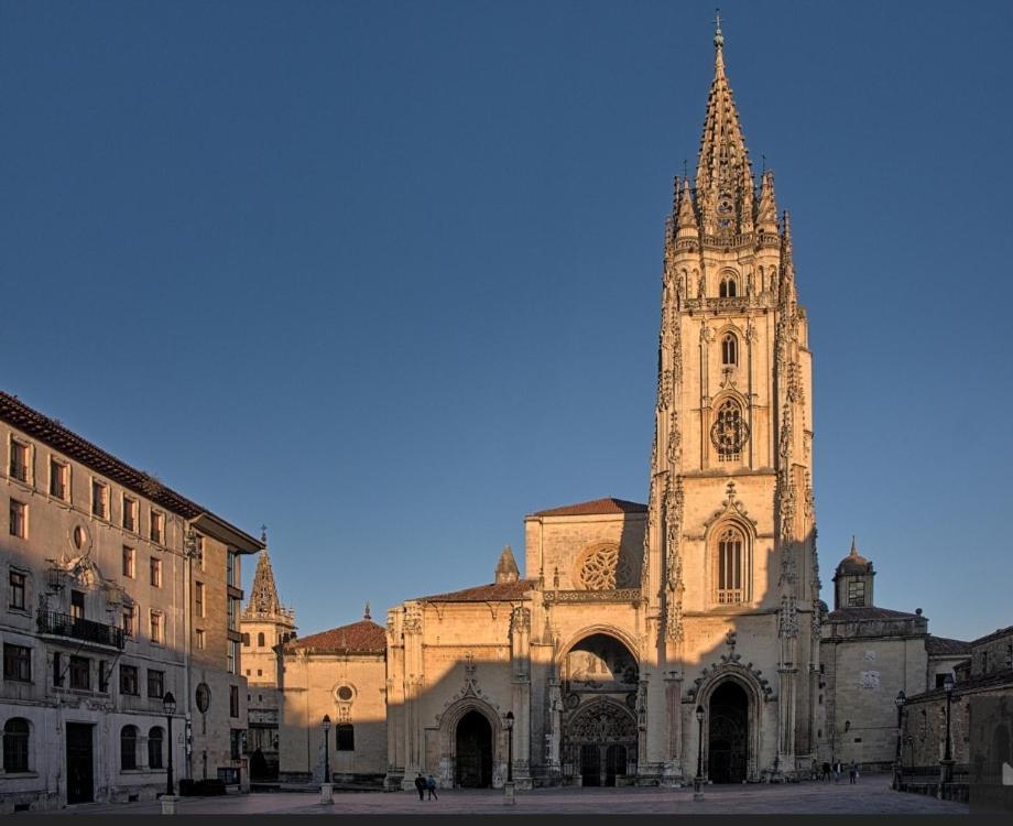 Alojamiento Oviedo 1 Exterior photo